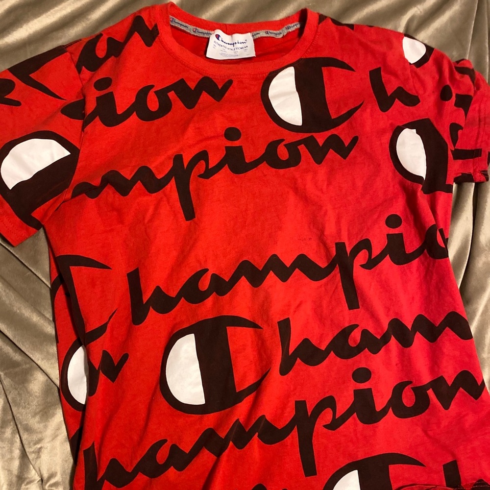 Champion Tee